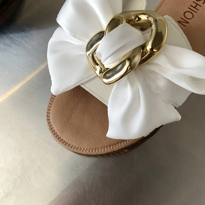 Women's Summer Luxury 2022 New Beach Sandals Flat Slippers Casual Bow Metal Decoration Irregular Soft Everyday Women's Shoes