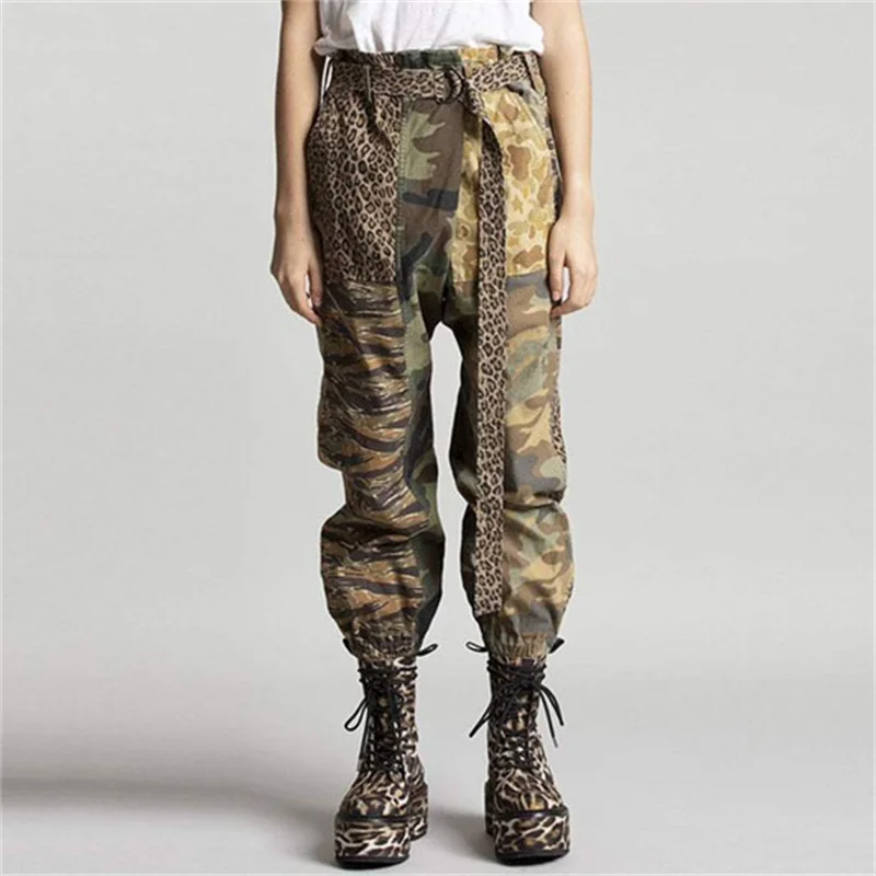 

Женские брюки, Новинка осени 2023, корейские модные декоративные женские джинсы с ремнем, камуфляжные брюки-карго с низкой посадкой