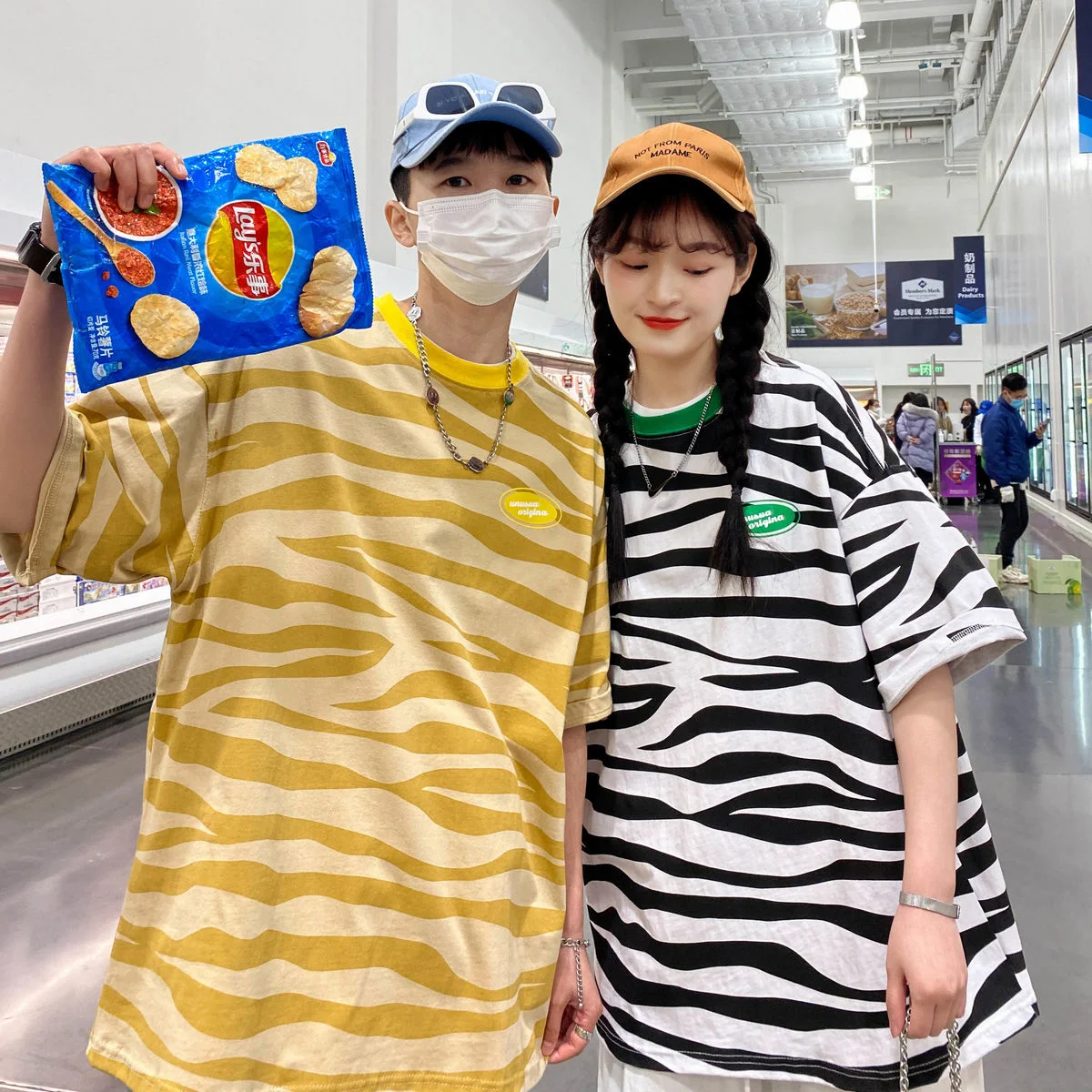 

Футболки с принтом зебры, Мужская Уличная одежда оверсайз, женские топы, футболки, модная контрастная одежда для пары, Мужская футболка