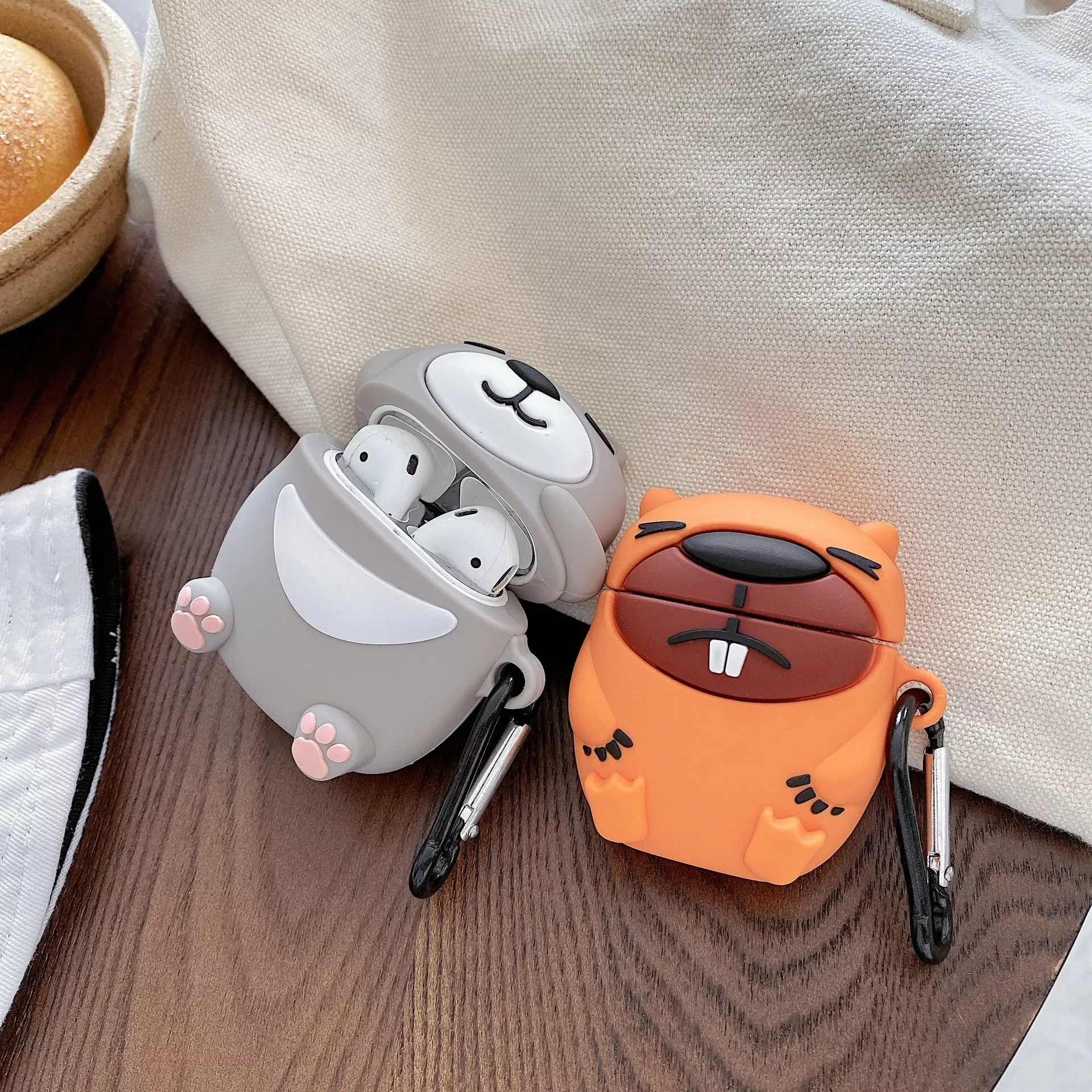 

Suitable for AirPods1/2 Generation/Pro3 True Wireless Bluetooth Earphone Case Grizzly Groundhog