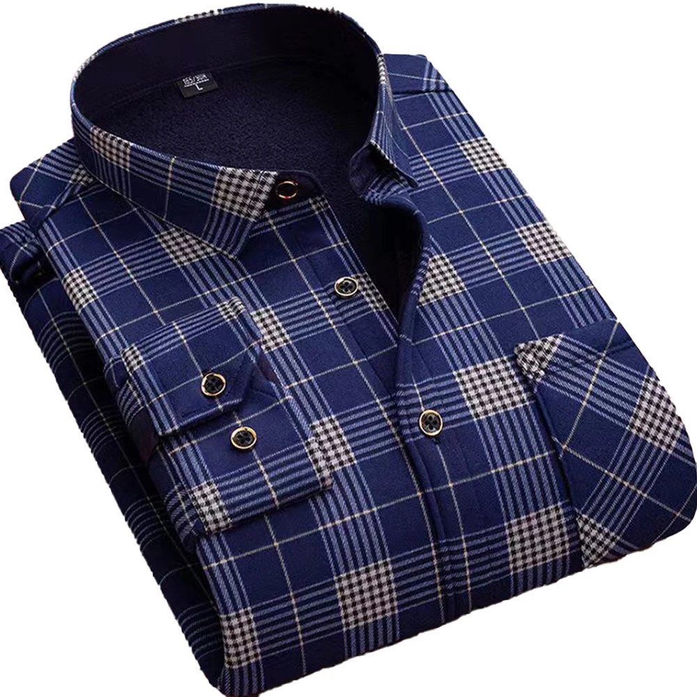 Рисунок 2 - Мужская фланелевая клетчатая куртка на пуговицах