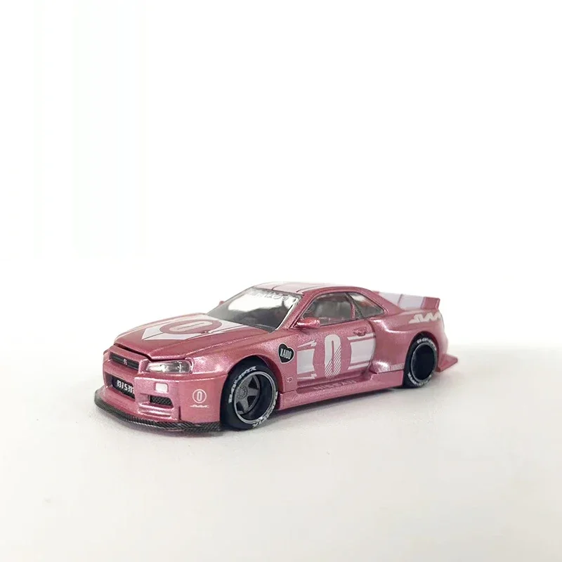 Kaido House + MINIGT 1:64 Модель автомобиля Skyline GT-R (R34) Racing Pink # ХМГ128