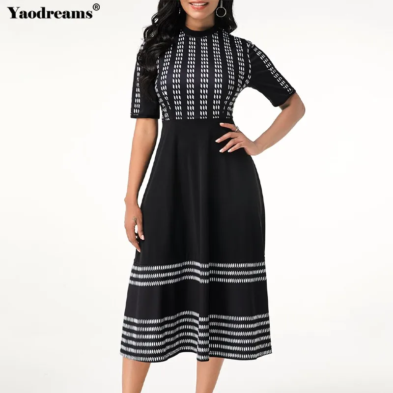 

Женское винтажное платье с коротким рукавом и круглым вырезом