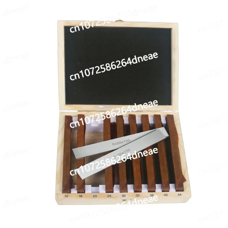 Железный фрезерный станок с плоскими губками равной высоты параллельные