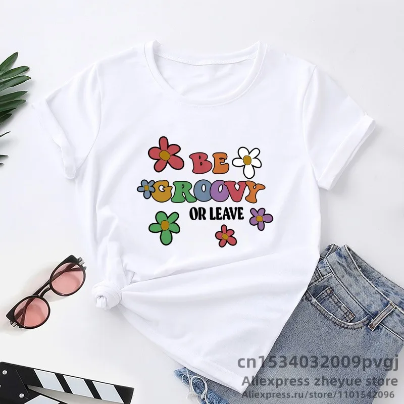 

Женская футболка с коротким рукавом и принтом «Be Groovy»