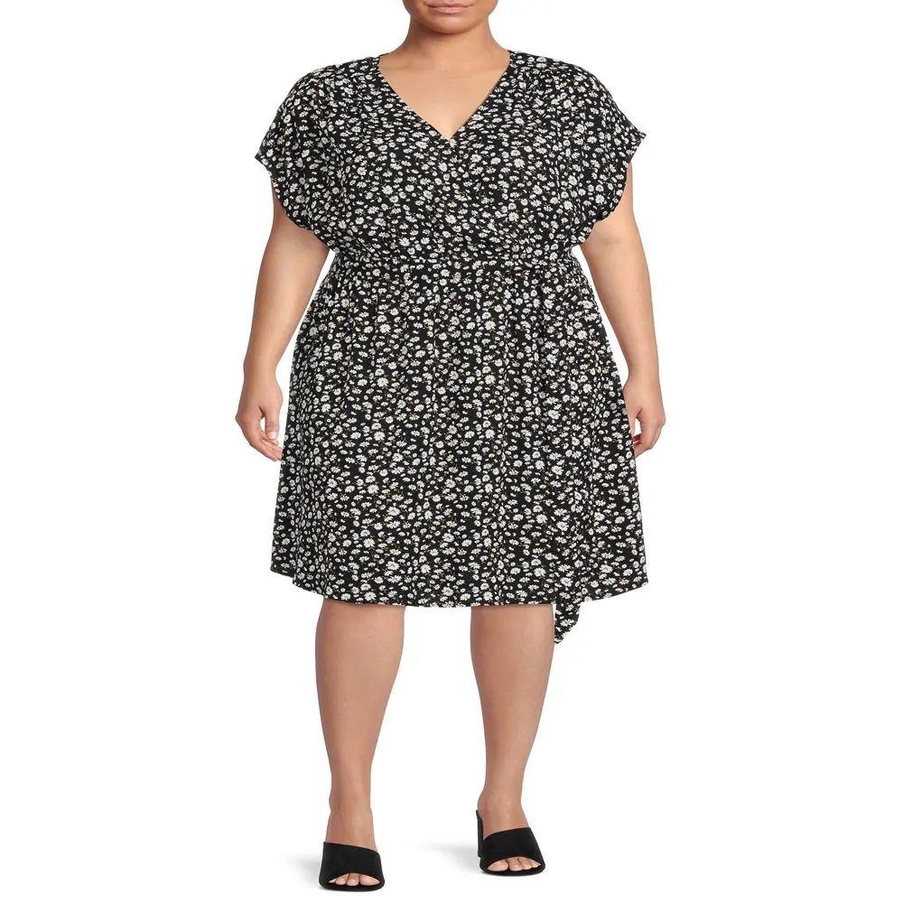 

Gray by HMCN Women`s Plus Size Floral Print Wrap Dress