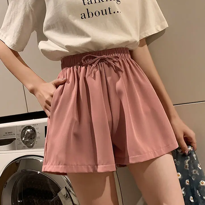 

2022 Summer Women's New Solid Color Loose Chiffon Shorts Female High Waist Thin Shorts Ladies Ice Silk Wide Leg Shorts O182