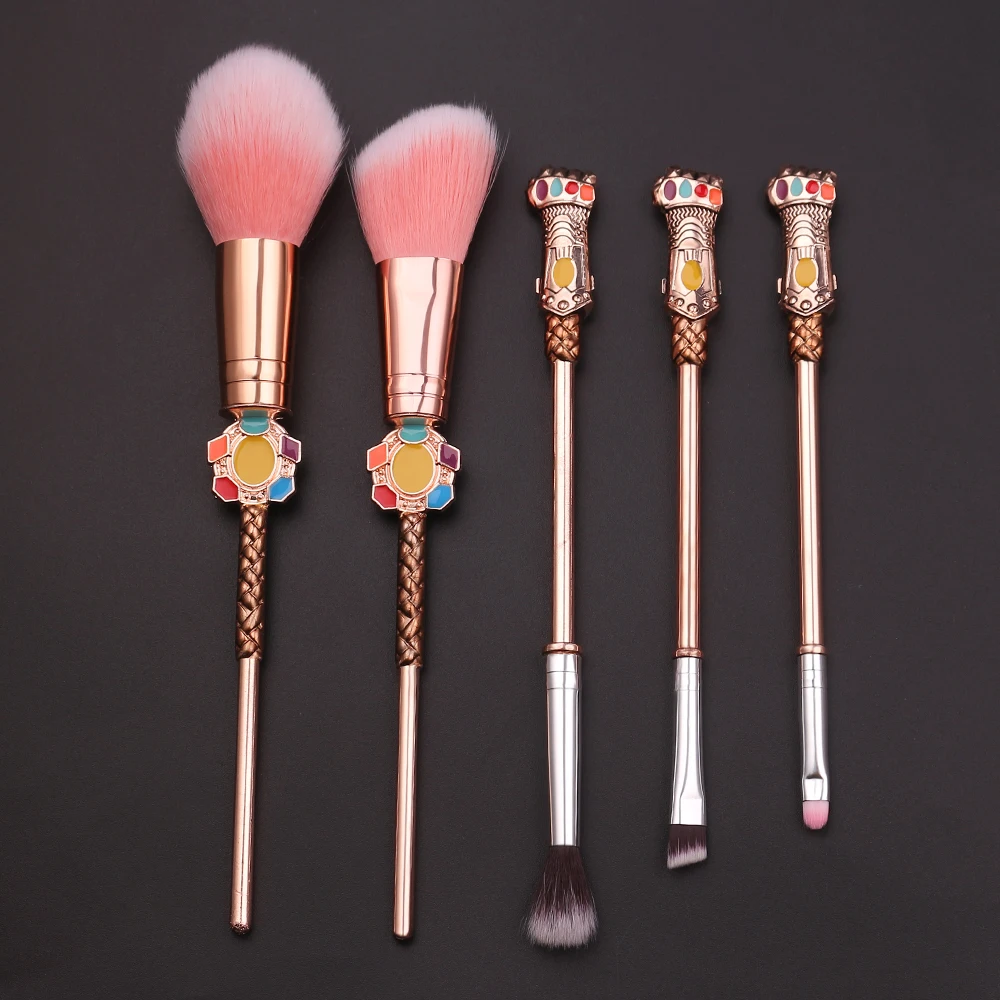 

5Pcs Marvel The Avengers Figure Makeup Brush Set Thanos Infinity Gauntlet Cosmetic Brush Soft Blush Eye Shadow Make Up Brush