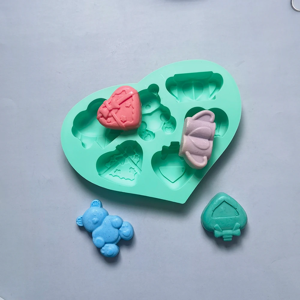 

3D Lovely Bear Cake Mold Animal Cookie Silicone Mould For Chocolate Candy Kitchen Fondant Supplies Cupcake Topper Decorating