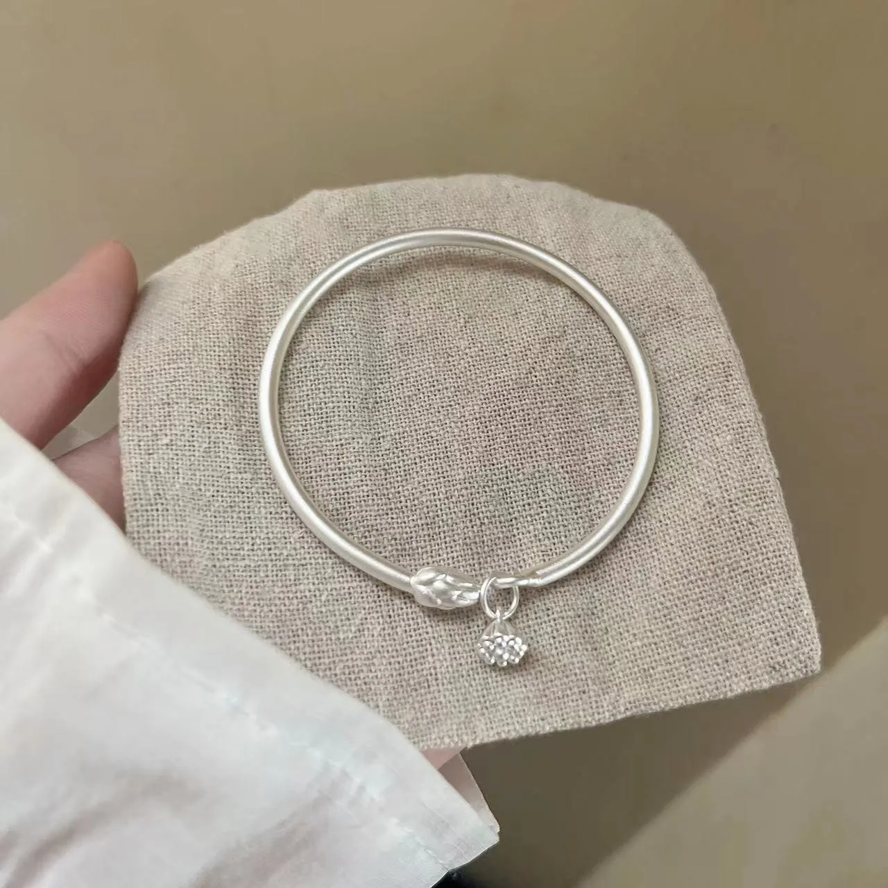 Браслет из чистого серебра 999 пробы женский однотонный открытый серебряный