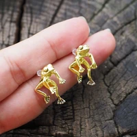 hot selling fashion creative three dimensional retro frog earrings ladies gold silver animal piercing gothic jewelry gift