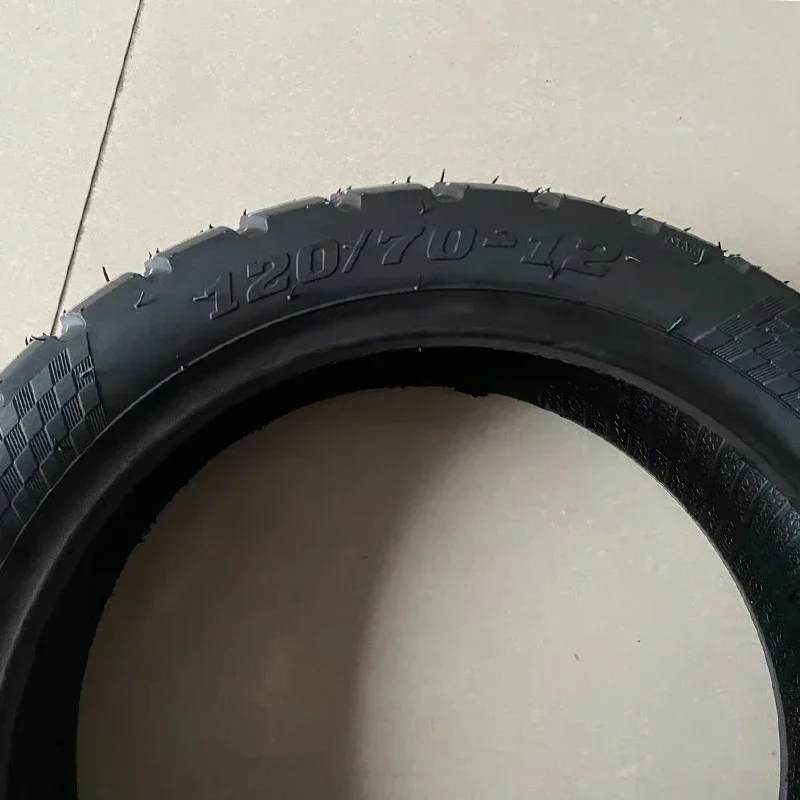 130/70-12 120/70-12 Бескамерная шина для мотоцикла электрический скутер колес