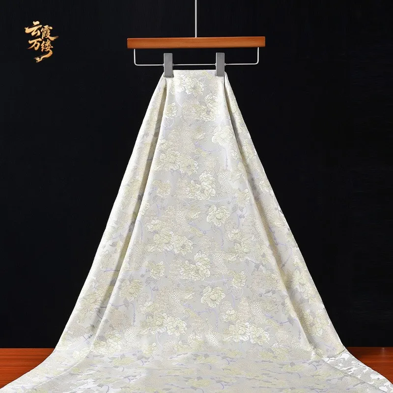 Фото Новая ткань с тиснением под китайский парчовый узор может быть использована для пошива платьев и одежды в стиле ханьфу. №4