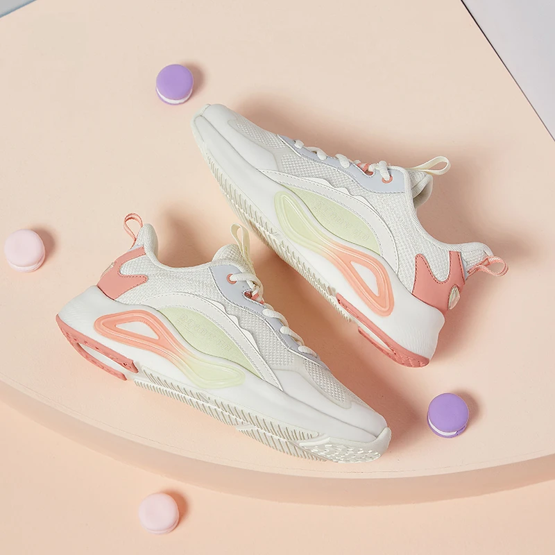 QIAODAN Running Shoes for Women 2023 Mesh Breathable Comfortable Casual Shoes Trendy Ladies Leisure Sneakers Women XM36210262