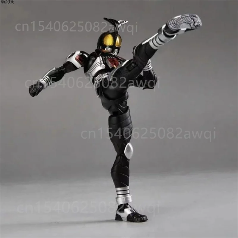 Фигурка SHF Камен Райдер Кабуто, фигурки Маскированного Райдера, Bandai Rise Standard, Tamashii Nations 2016, коллекционные игрушки в доспехах, подарок. (art.: 3920dd2eaaa9d) - 3920dd2eaaa9d