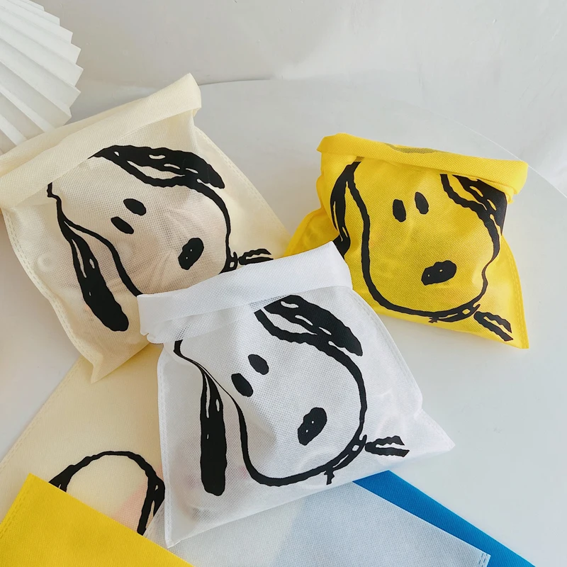 

5 Pack Ins Snoopy Cute Flat Non Woven Bag Stationery Socks Storage Bag Packaging Bag Eco Bag Kawaii Anime Plush Toy Gift