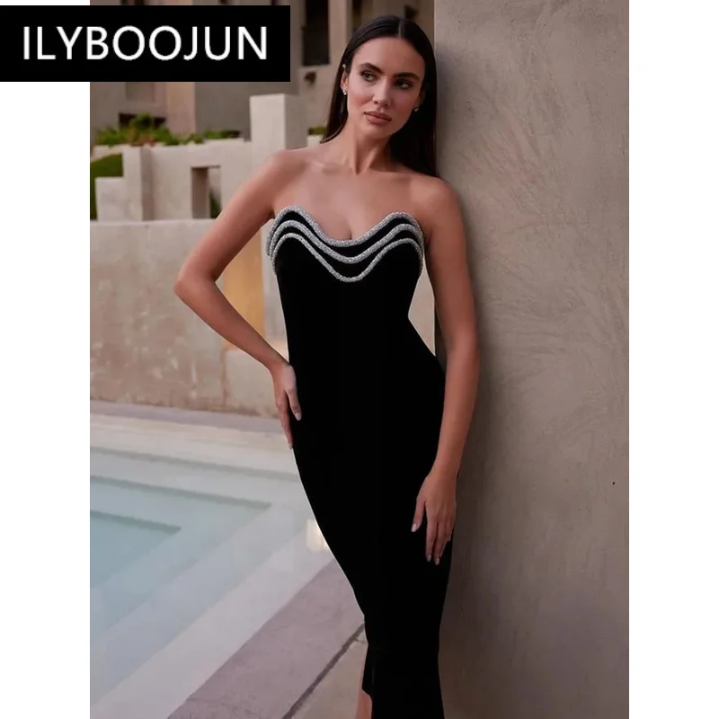 Платье без бретелек с открытой спиной и бриллиантами