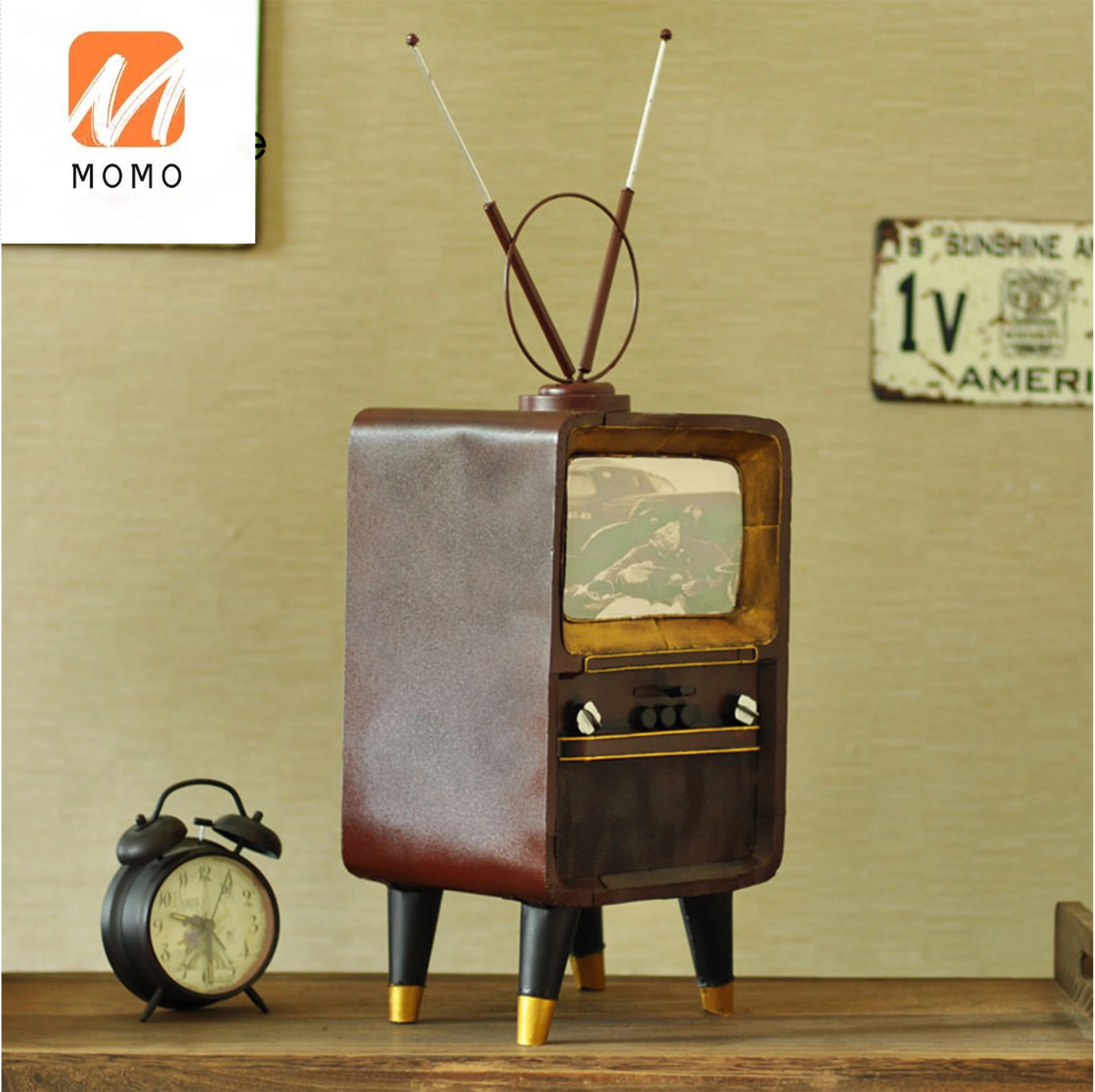 

Retro Vintage TV Model Nostalgic Decoration European-style Decoration for Home Display Photo Studio Photography Props