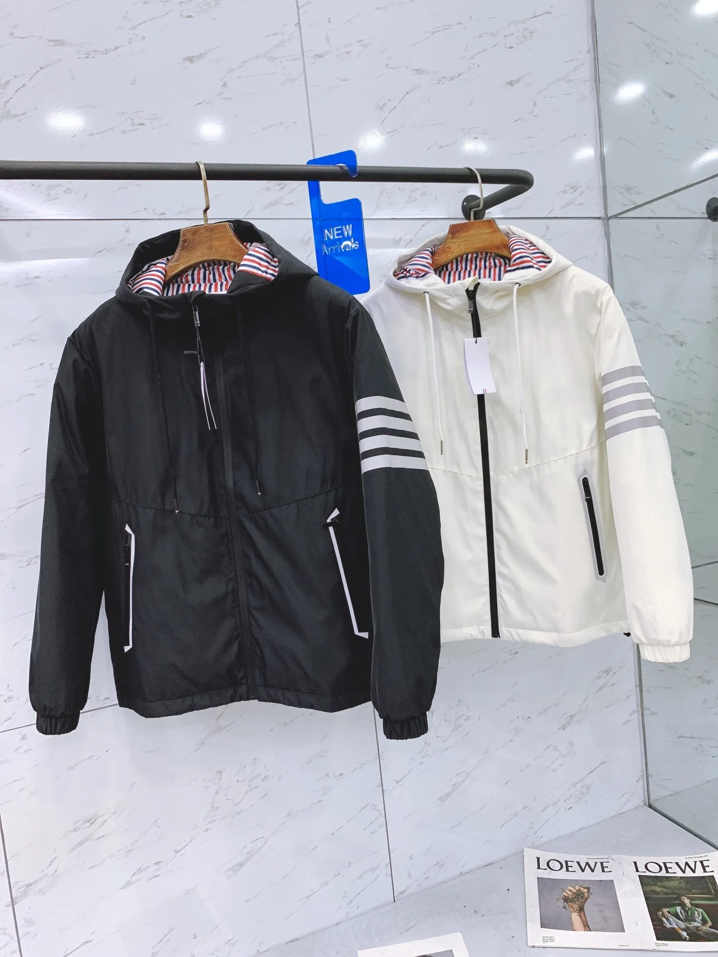 Winter Men Down Jackets Luxury Brand Solid Coats Fashion Korean Design Classic Stripes Outerwear Windbreaker Causal TB Jacket