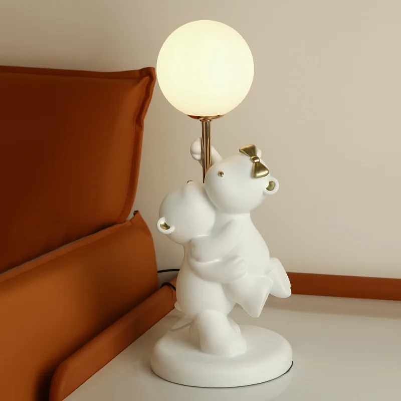 

Креативный медведь, декоративная настольная лампа, прикроватный столик для спальни, маленькая ночная лампа, светильник, свадебный подарок, ...