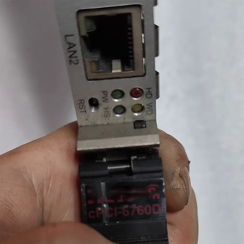 Для материнской платы промышленного компьютера ADLINK cPCI-6760D