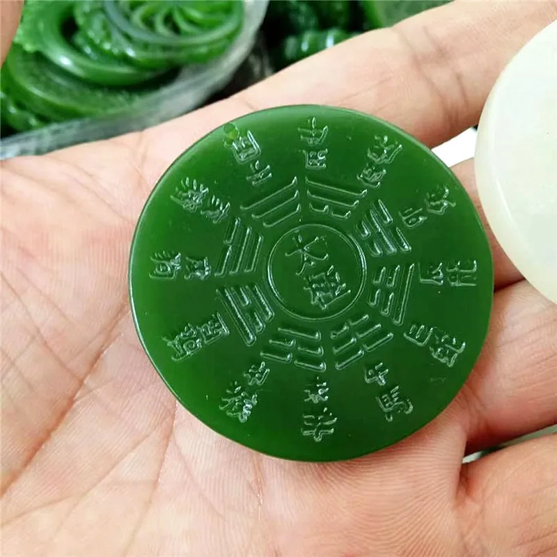 

Natural Green Hand Carved Twelve Zodiac Taiji Bagua Jade Pendant Fashion Boutique Jewelry Men's and Women's Bagua Necklace