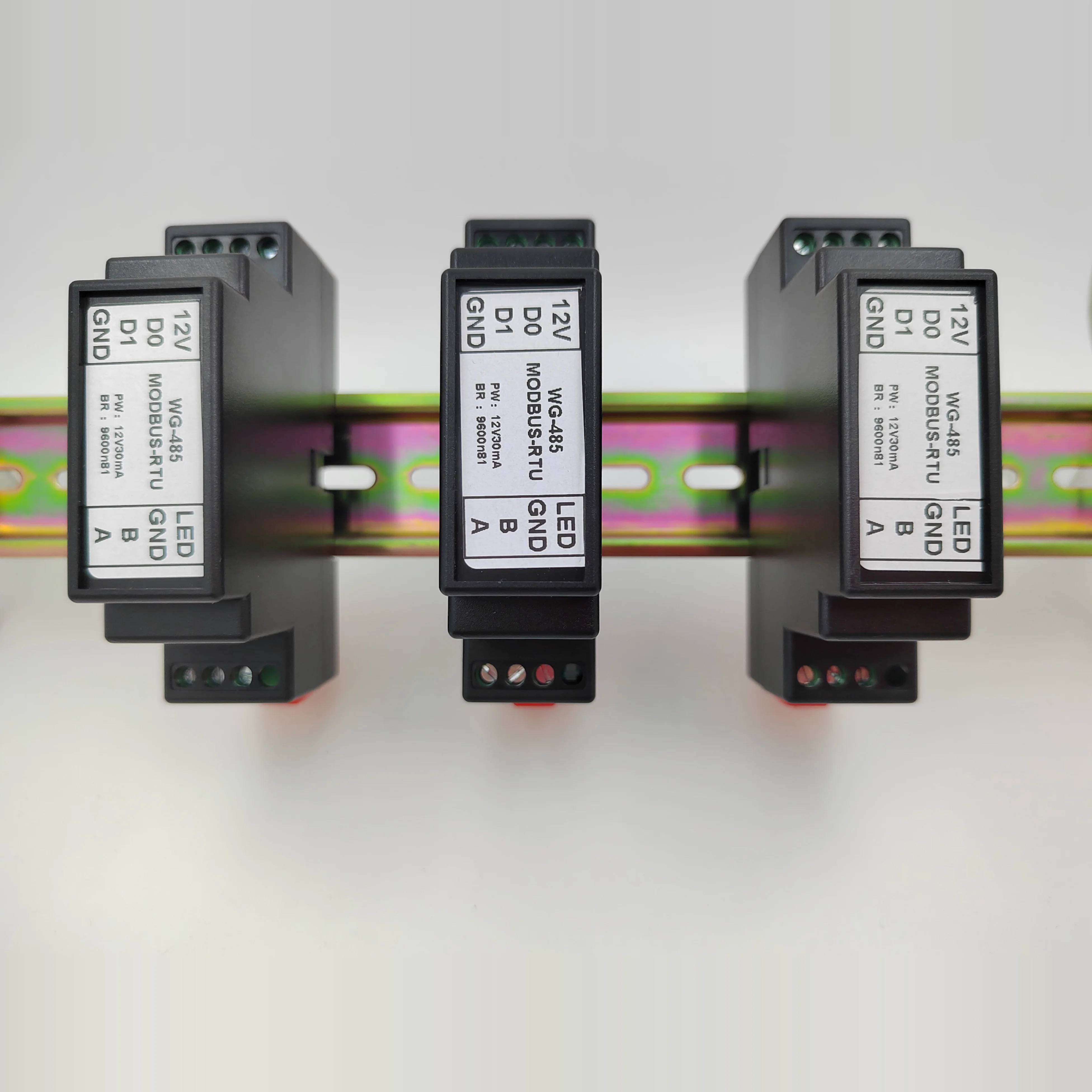 Фото Конвертер Wiegand на DIN-рейку Modbus-RTU, WG в 485 №2