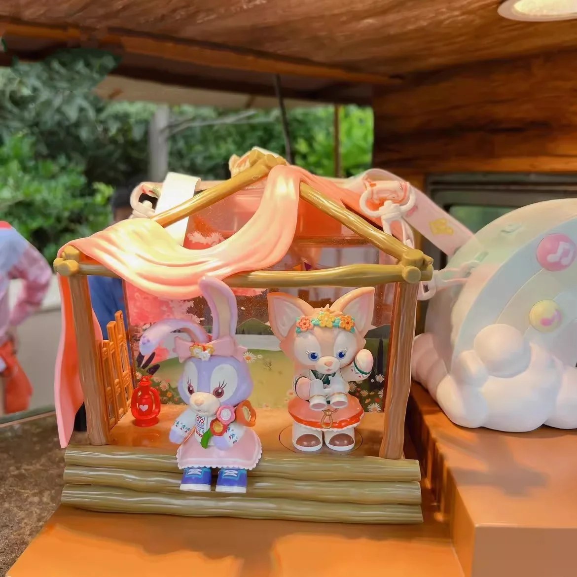 Фото Ведро для попкорна Disneyland LinaBell и орнамент для бревенчатой кабины StellaLou — очаровательные контейнеры для хранения, детский подарок и коллекционные №1