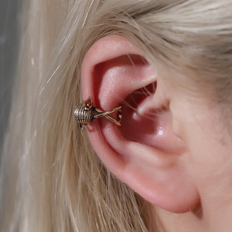

2022 New European and American New Retro Animal Earrings Creative Simple Fashion U-shaped Mouse Ear Clip Retro Earrings Unisex