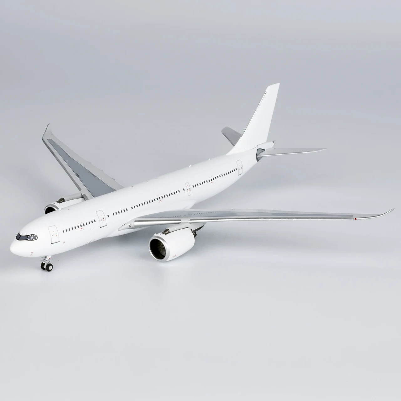 Коллекционный самолет из сплава 67000 подарочная модель NG 1:400 пустая Airbus A330-800 литая
