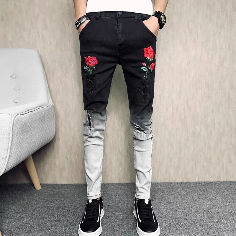 

Men's Jeans 2022 Rose Embroidered Slim Patchwork Fashion Hole Black And White Hit Color Stretch Skinny Pencil Pants