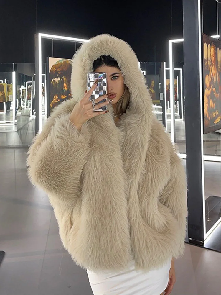 

NEW 2022 Winter Faux Fur Coat Women Korean Style Casual Hooded Thick Bat Sleeve Faux Fur Jacket Loose Fur Coats Outerwear