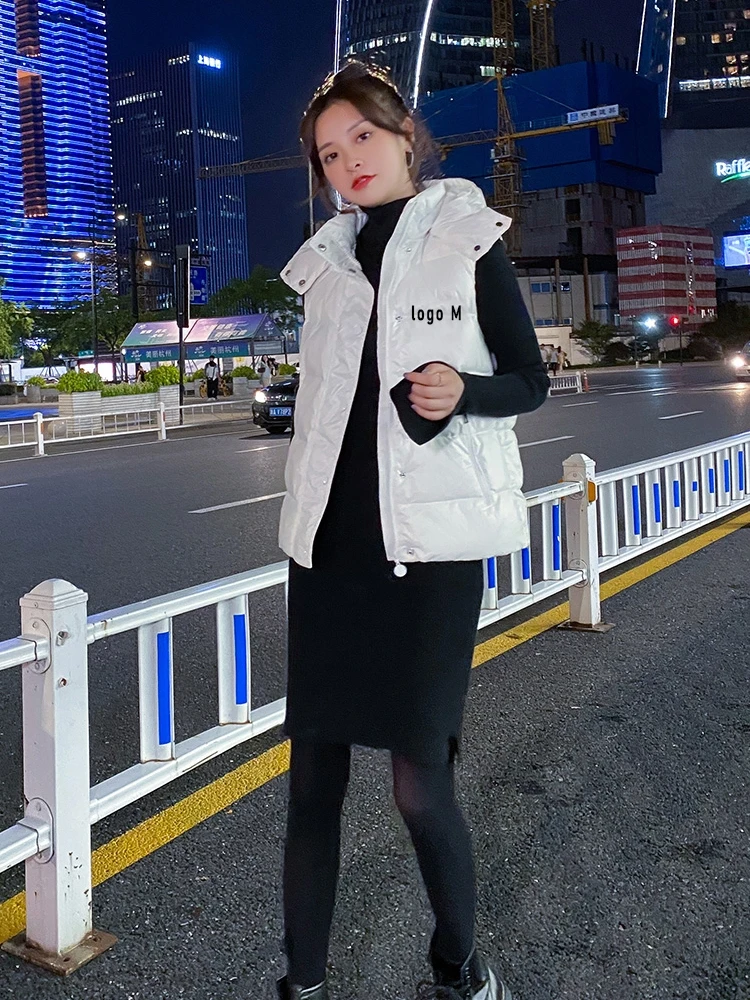 European M House 2022 Winter New Fashion Down Vest Women with Luxury Jacket Couples with Thick Vest Vest Wear Tide