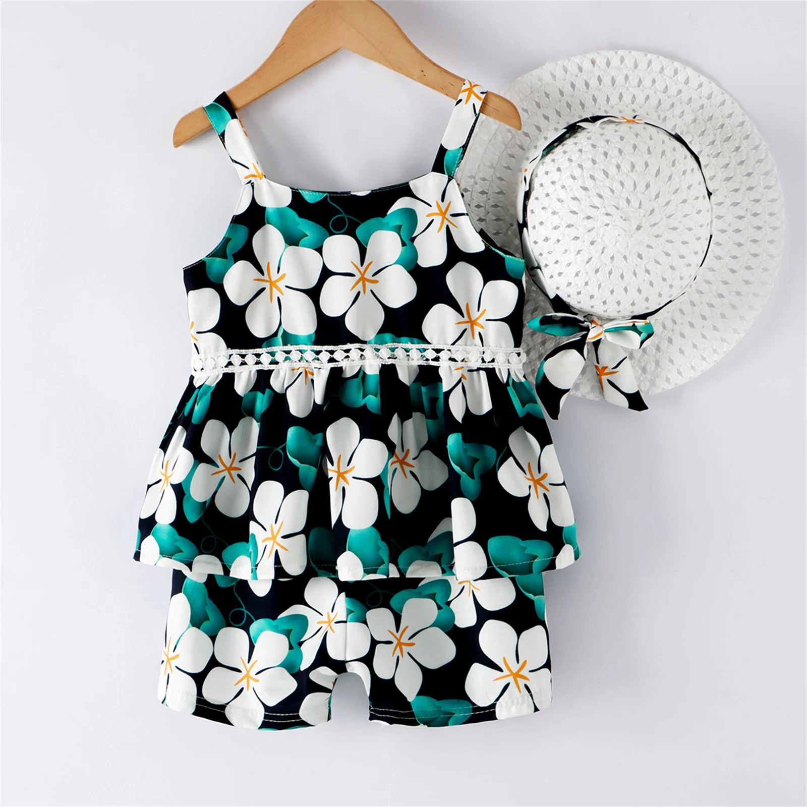 

PatPat 3pcs Toddler Girl Floral Print Lace Design Camisole & Shorts and Straw Hat Set Children Girls Clothing