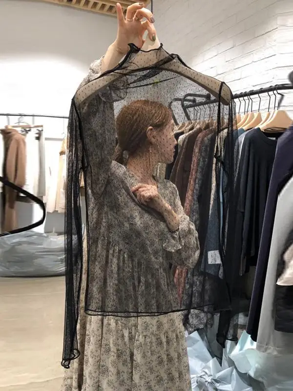 Южная Корея Dongdaemun Осенняя одежда Новое тонкое сетчатое кружево Слегка