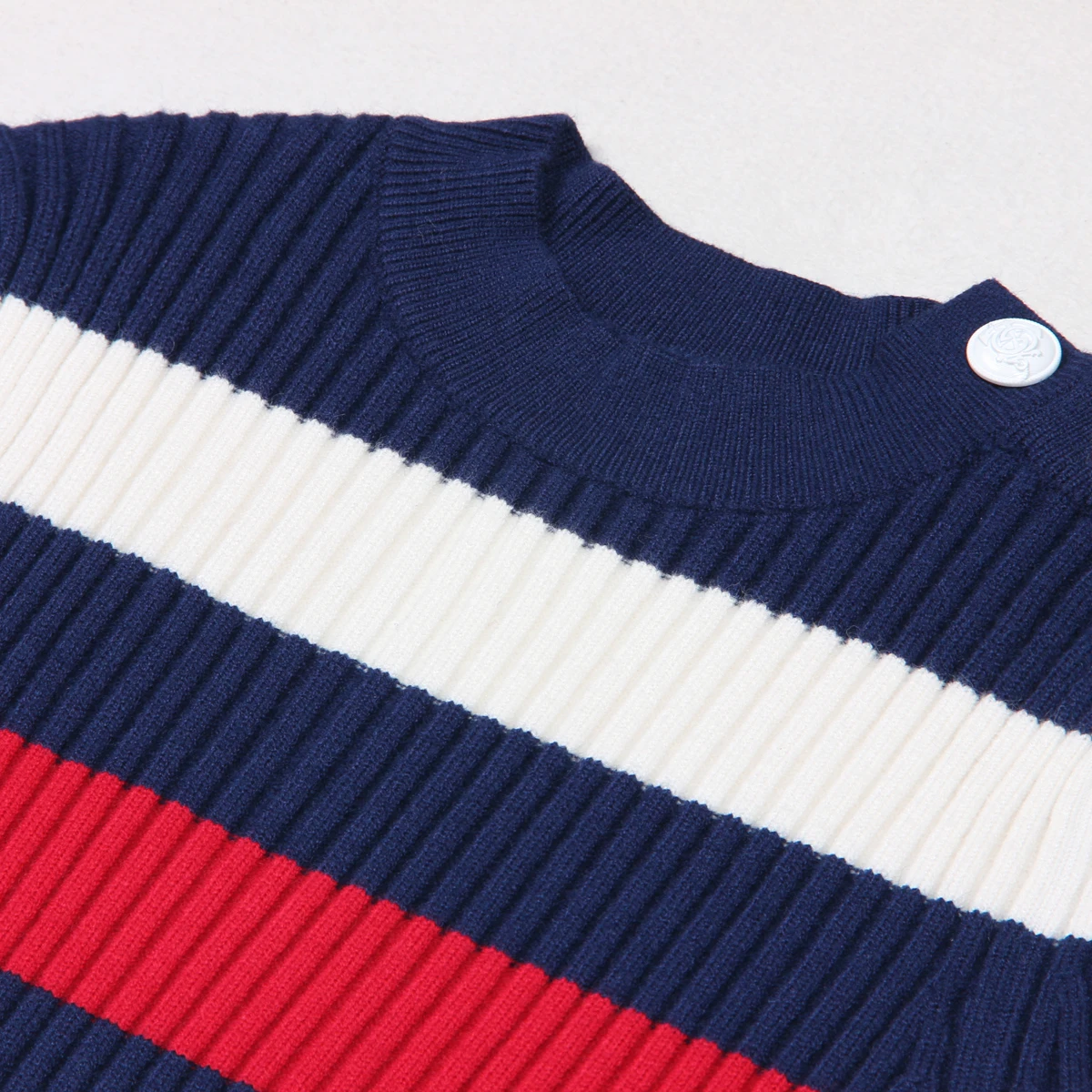 Женский трикотажный Универсальный свитер-водолазка Осень-зима 2024