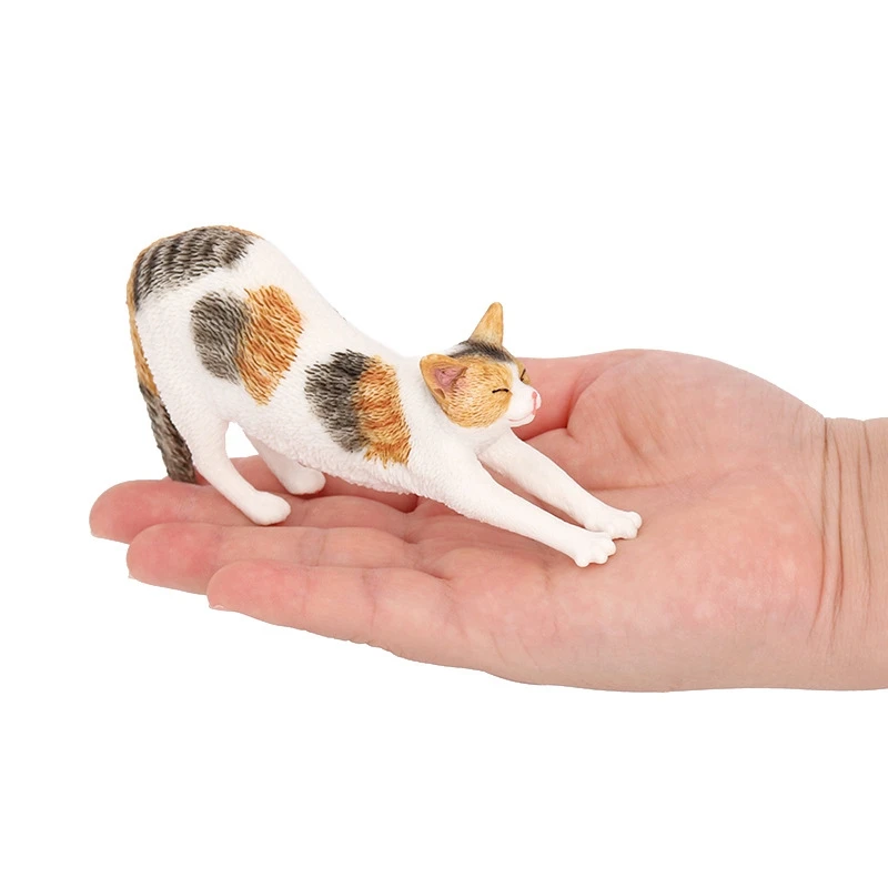 

Модель кота из ПВХ