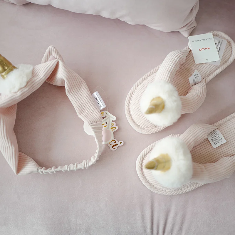 Летние Новые Симпатичные плюшевые тапочки с единорогом тканевые домашние туфли