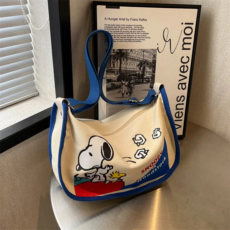 

Snoopy Charlie Brown Kawaii Canvas Bag Female Summer Crossbody Bag Cartoon Girls Students Shoulder Bag Casual Dumpling Bag