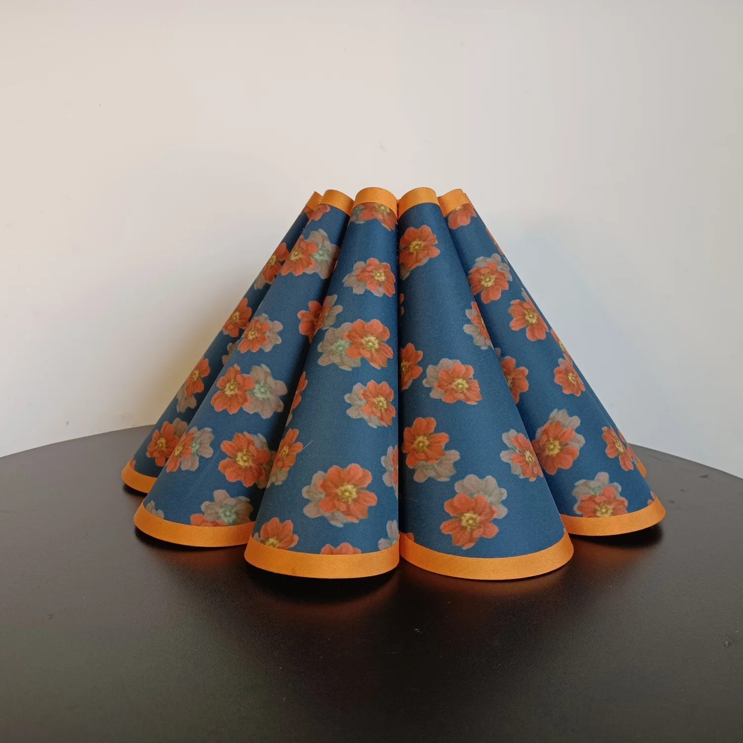 

Luzes цветочный абажур для настольной лампы