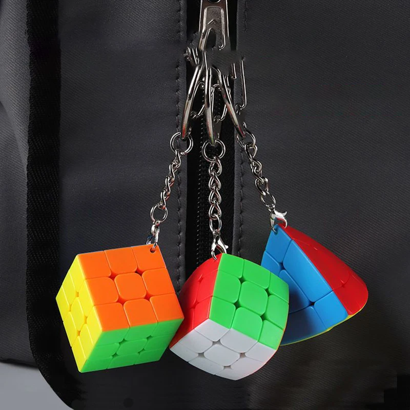 

High Quality Car Keyring Key Chain Smooth Speed Magic Cube with Key Ring Auto Keychain Pendant Interior Accessories for Gift