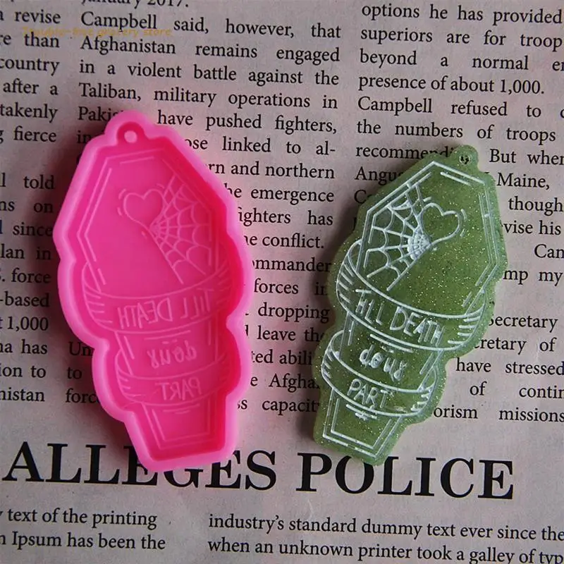 

Reusable Silicone Moulds Key Chain Molds with Hole DIY Keychain Crafting Tools