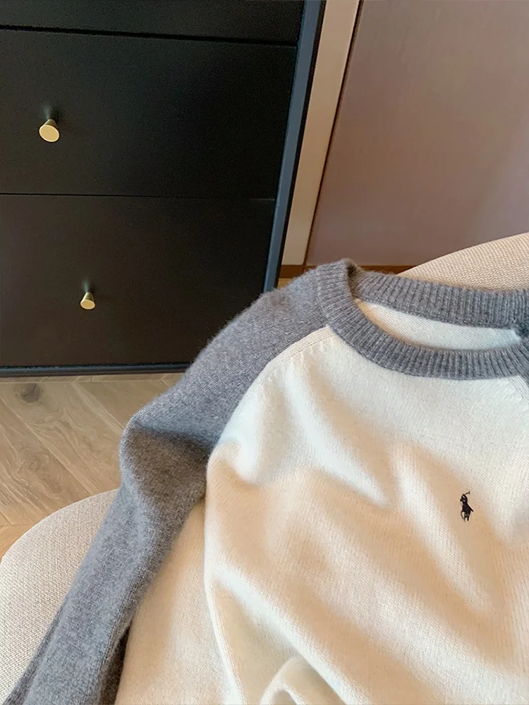 Бренд распродажи светло-серый свитер с вышивкой женский осенне-зимний