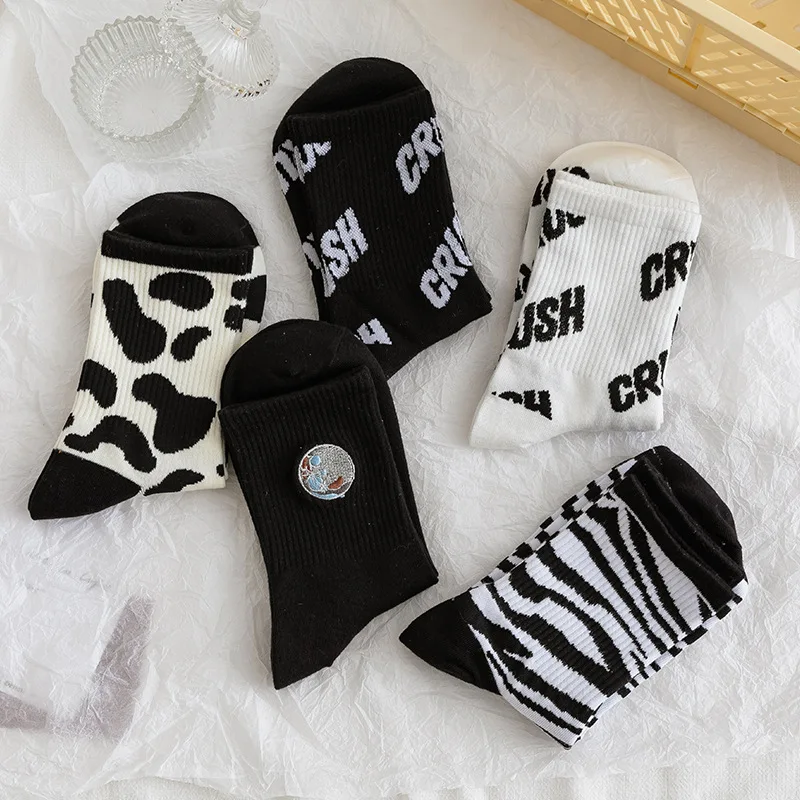 

New Arrivals Cow Printed Sock Lovely Harajuku Japanese Style Cotton Women Socks Striped Solid Kawaii Casual Cartoon Socks Girls