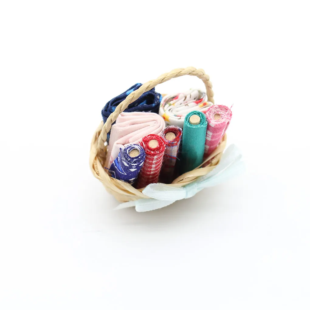 

Mini House Small Fabric Basket Miniature Artificial Needlework Kit Handmade Lightweight Lifelike Furniture Decorations