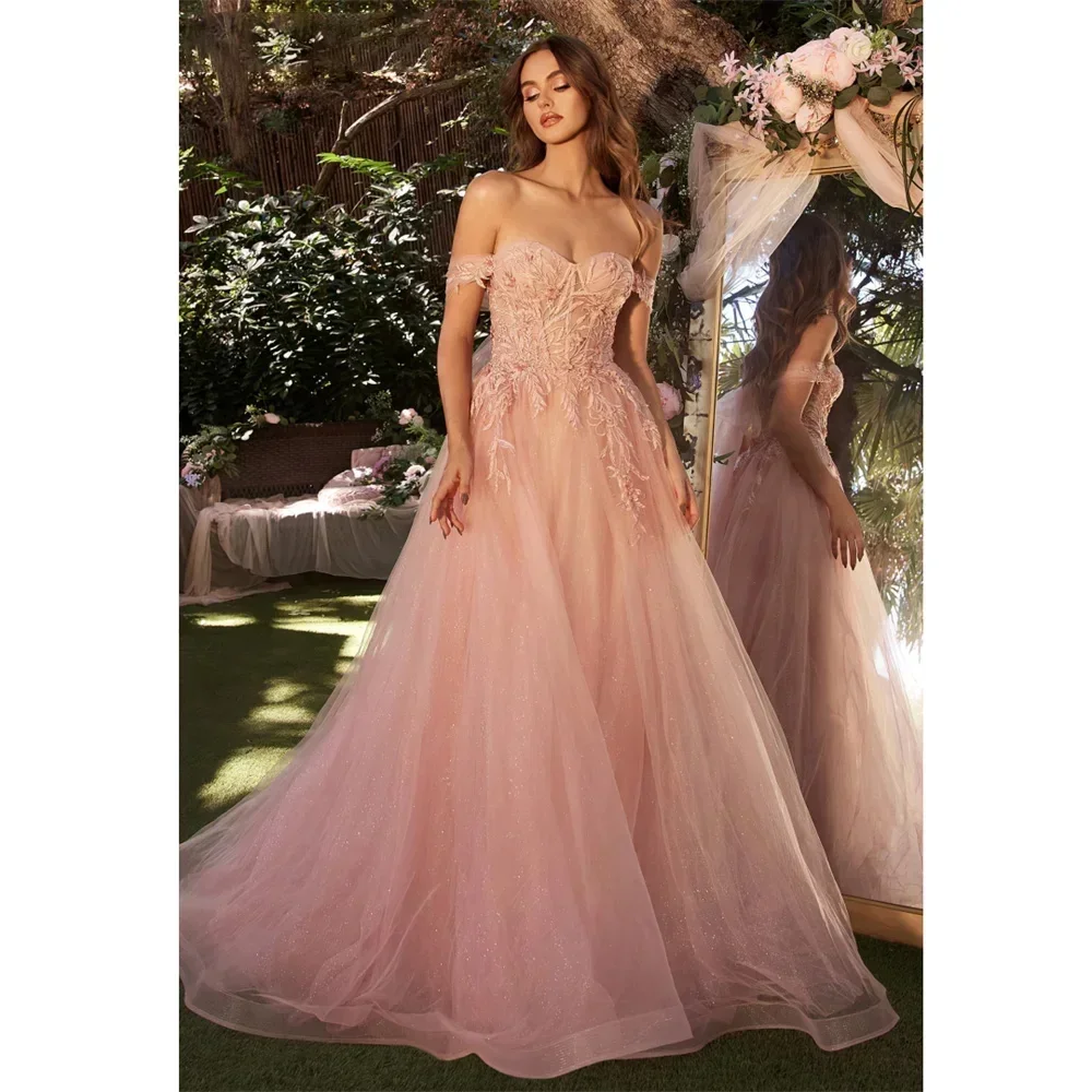 Элегантные платья для выпускного вечера трапециевидной формы 2024 пыльно-розовые