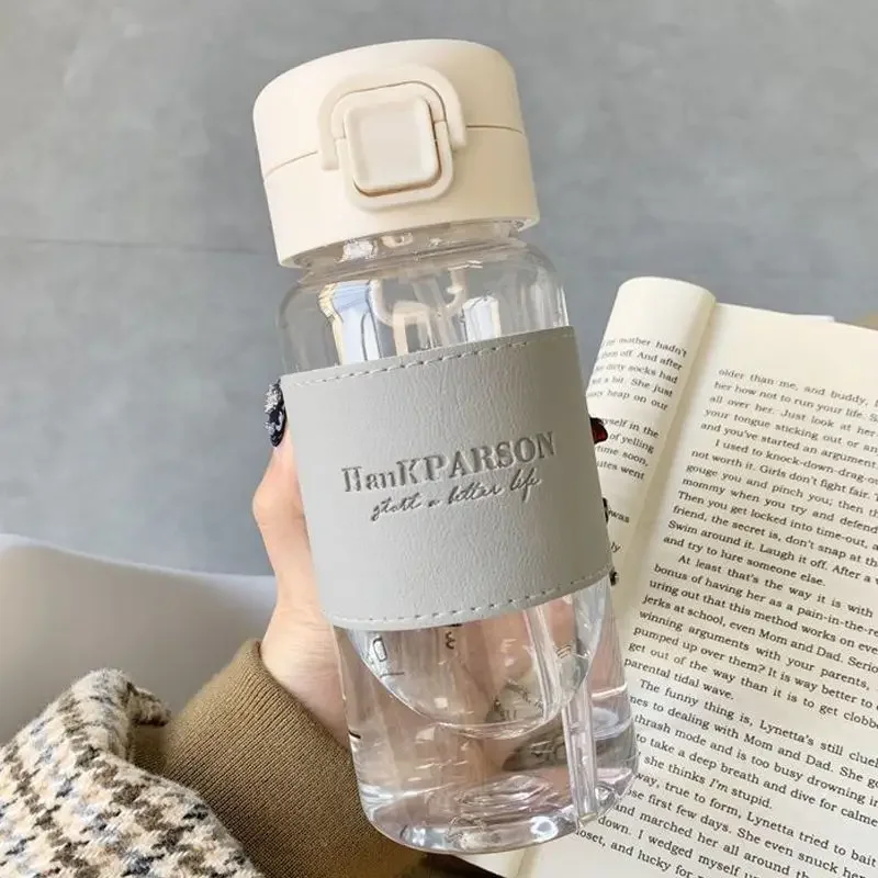 

Прозрачная пластиковая бутылка для воды 500 мл