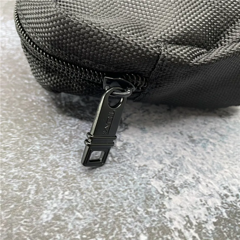 Tumi Waterproof Travel Cosmetic Storage Bag Portable Makeup Bag Large Capacity Travel Pouch Makeup Organizer Toiletry Storage