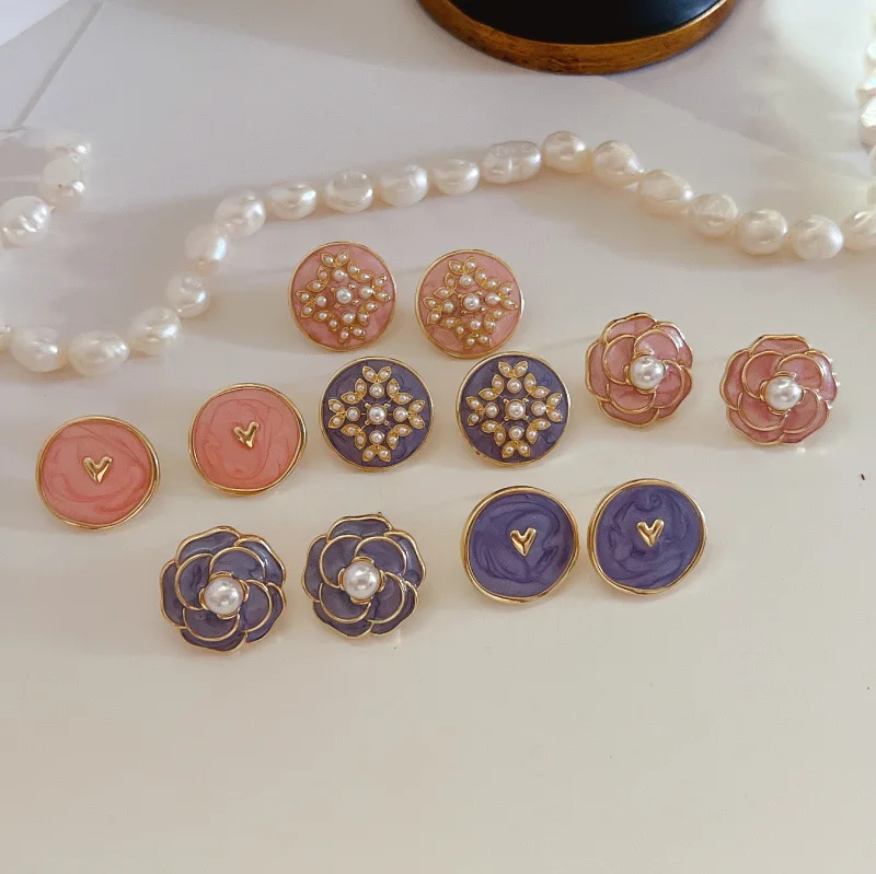

French Minority Design Feeling Love Flower Enamel Pearl Earrings Female Geometry Brincos For Gifts