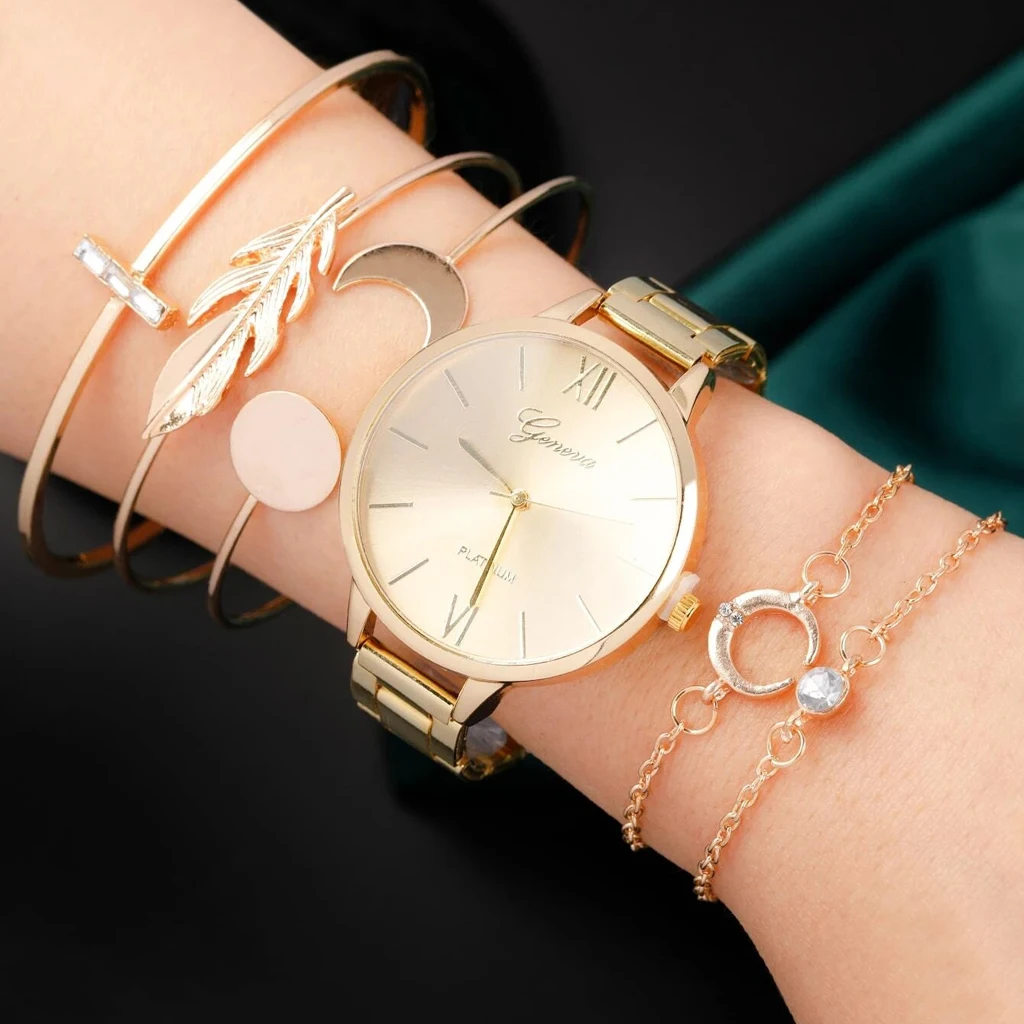 Часы наручные женские кварцевые с браслетом |